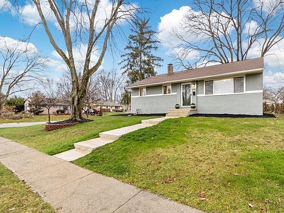 3rd image of 316 Pingree Dr