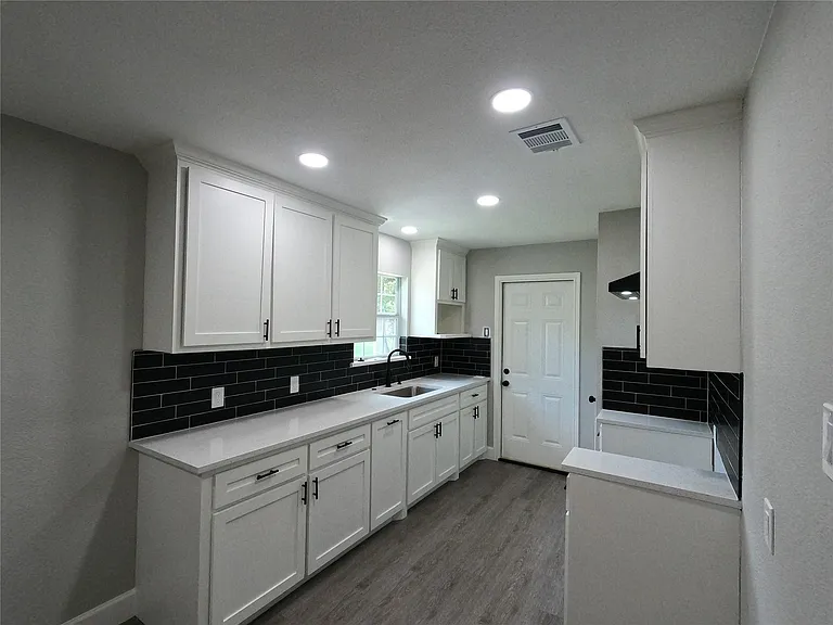 6622 Cobalt St — Photo 2