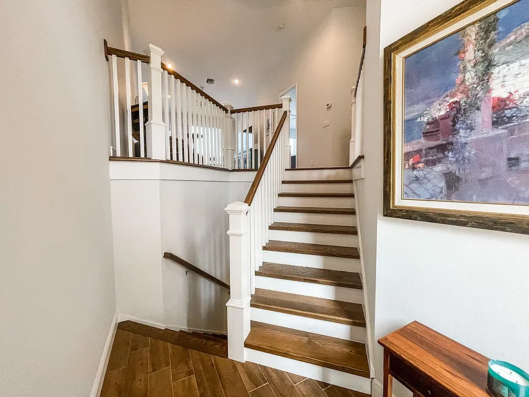 8402 Mulligan Cir — Photo 3