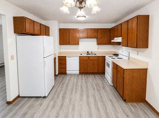 1504 Shannon Dr NE, Mandan, ND 58554