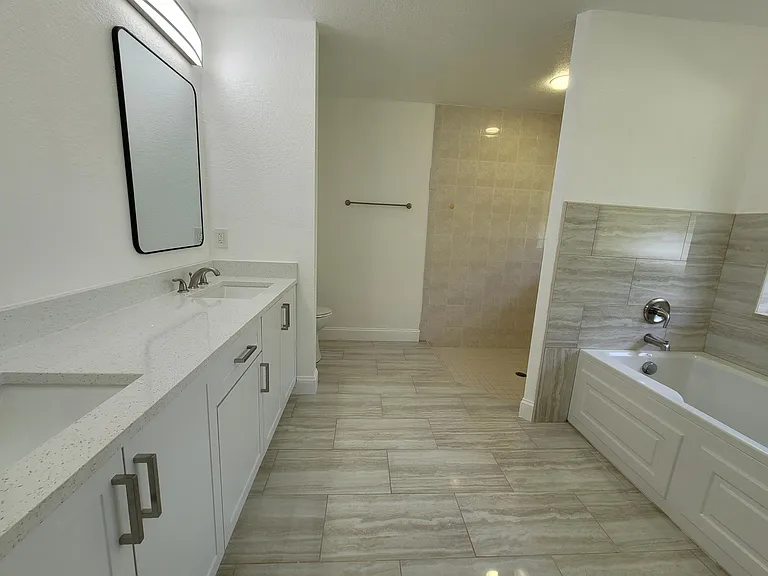 1758 N Dovetail Dr #0 — Photo 5