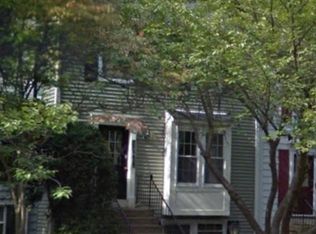 11027 Barton Hill Ct, Reston, VA 20191
