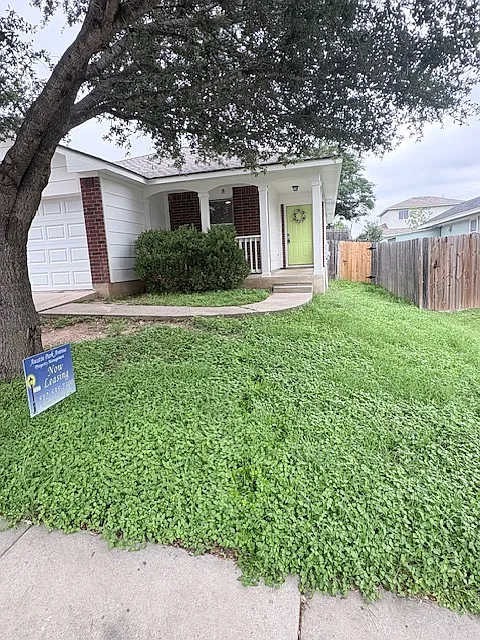 Building Photo - 15214 Sabal Palm Rd