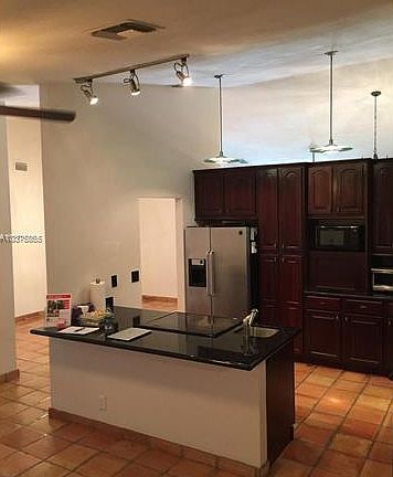 4th image of 2119 NE 1st Way