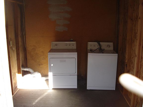 4th image of 2610 N Madelia St