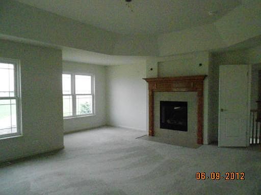 5th image of 12717 Waterford Blvd