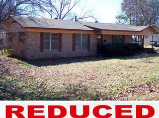 112 Dalby St, De Kalb, TX 75559