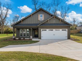 116 Chinaberry St, Pine Mountain, GA 31822