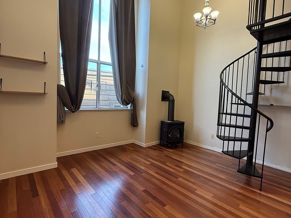 1st image of 108 Langton St #2