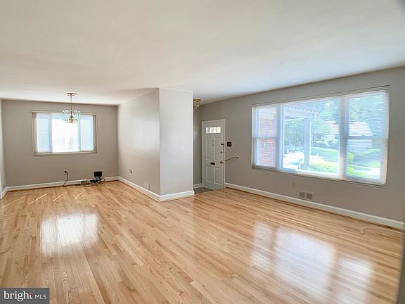2nd image of 2306 Ashboro Dr