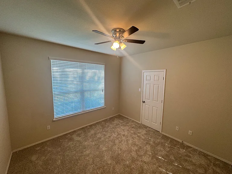6512 La Sol Ln — Photo 3