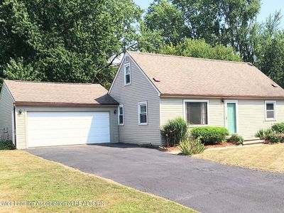 6947 Meese Dr, Lansing, MI, 48911