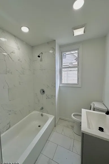 48-50 Cedar Ave #1 — Photo 2