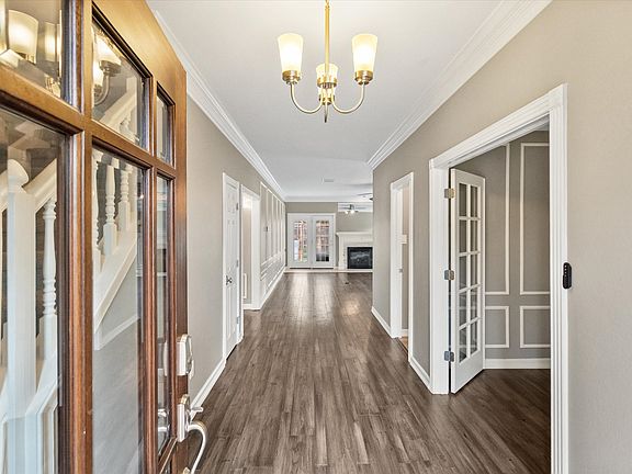2nd image of 5401 Emerald Park Blvd