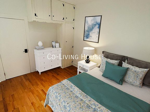 2nd image of 4700 1st Ave N #2