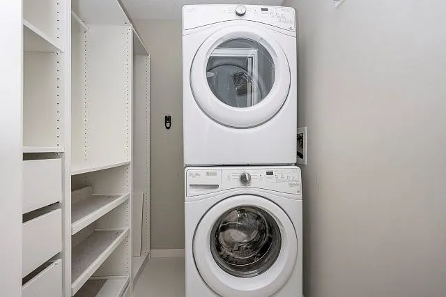 10 E Mahogany Mews SE #203 — Photo 4