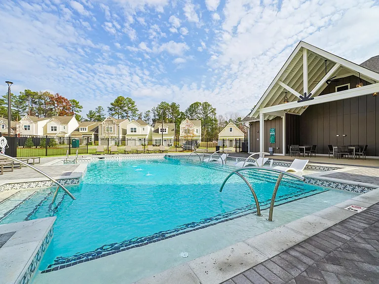 Turnberry Park Apartments and Homes — Photo 6