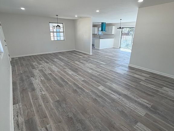 5th image of 3601 Concord Court Court