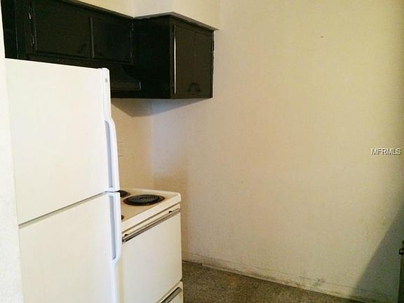 5th image of 124 38th Ave SE