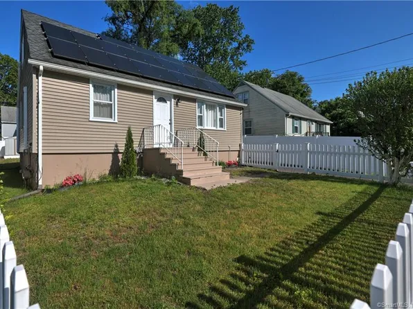 66 Brookside Avenue, Bridgeport, CT 06606