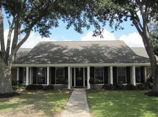111 Creole Ln, Thibodaux, LA 70301