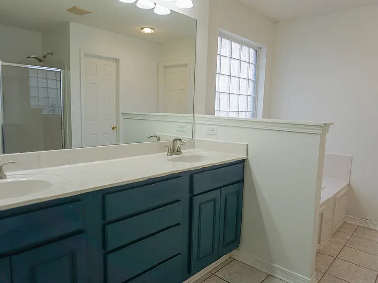 6333 Havenmist Ln — Photo 16