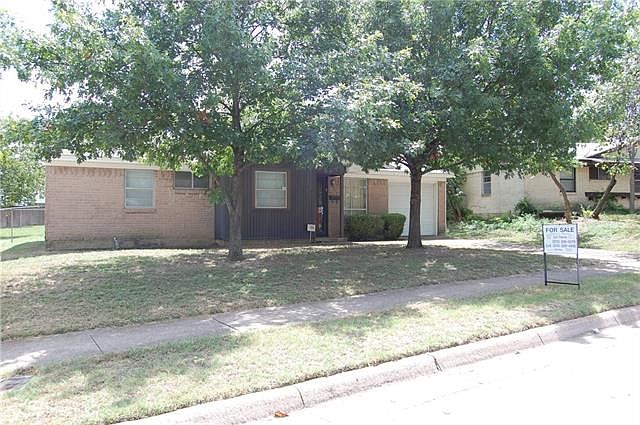 1st image of 742 Wren Ave