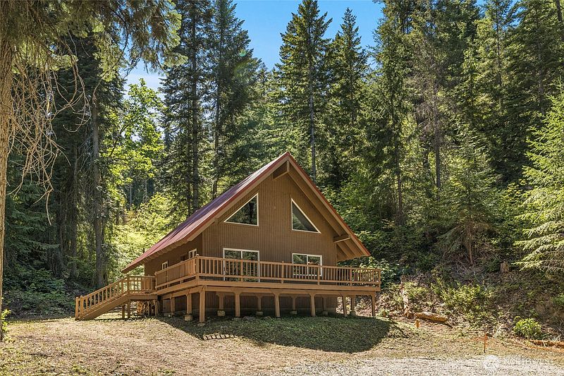 2nd image of 390 Tillman Creek Road
