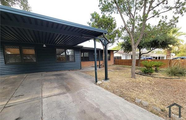 1st image of 211 Gilbert Ln