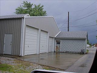 2nd image of 610 Garfield St