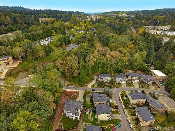 5th image of 3701 163rd Ave SE
