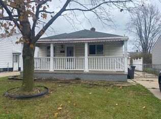 17125 Valade St, Riverview, MI 48193