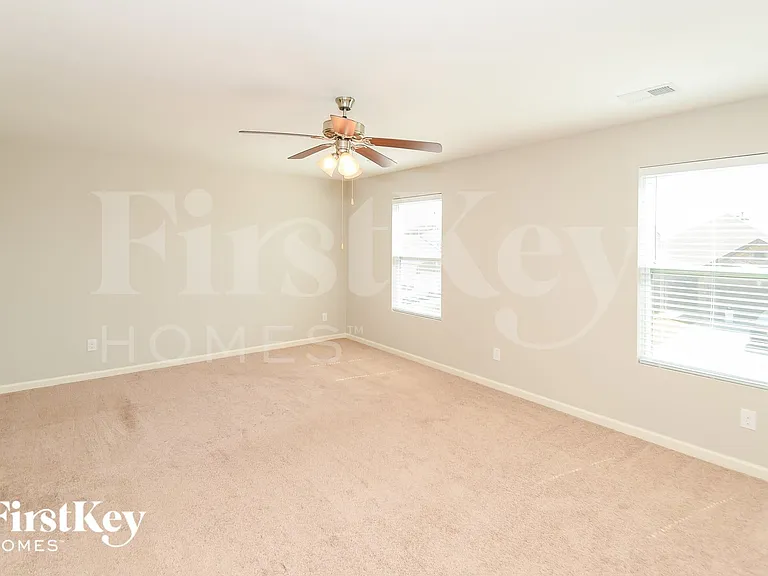 149 Ashby St — Photo 6