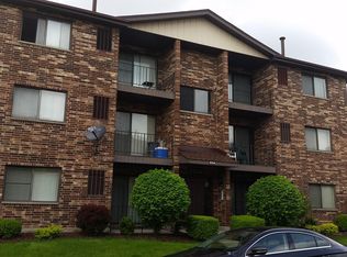 9104 Kennedy Ct #2, Orland Park, IL 60462