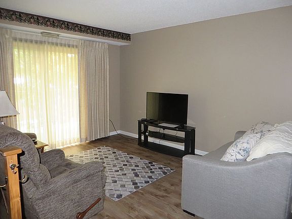 3rd image of 1540 N Cotner Blvd #B213
