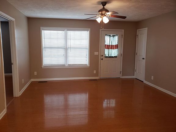 2nd image of 116 Sunrise Ct