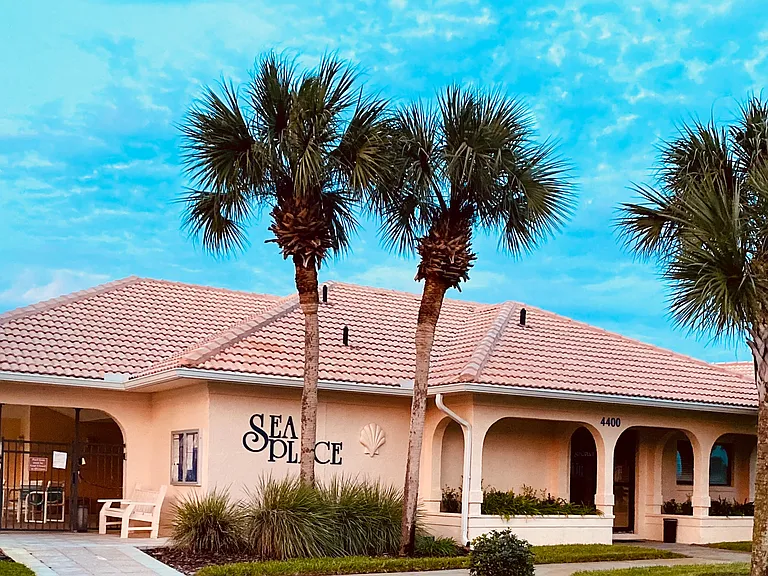 1719 Sea Fair Dr — Photo 2