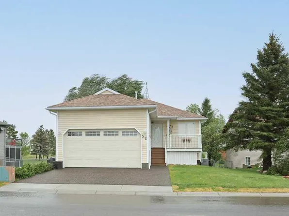 52 W White Pelican Way, Newell County, AB T1R 0X5