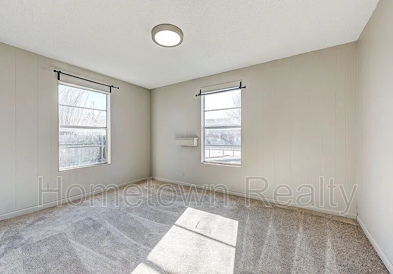 7105 NW 43rd St — Photo 18