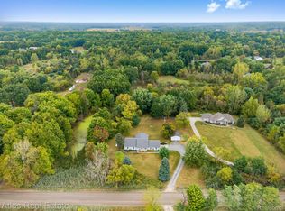 11401 Green Rd, Goodrich, MI 48438