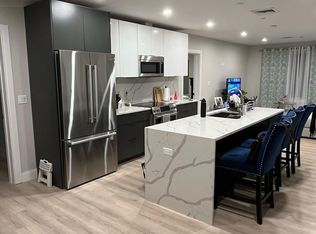 25 2nd St #302, Chelsea, MA 02150