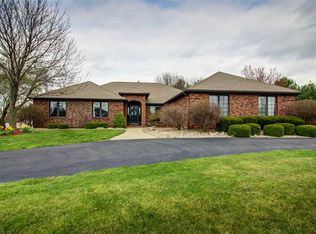 261 Druscilla Ln, Waterloo, IL 62298