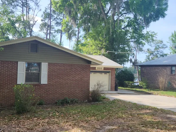 800 Lake Shore Ter, Interlachen, FL 32148