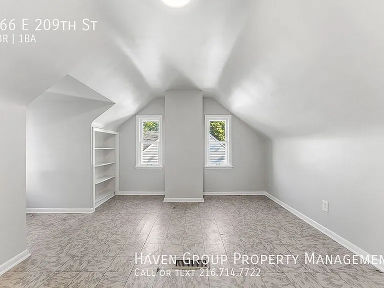 866 E 209th St — Photo 15