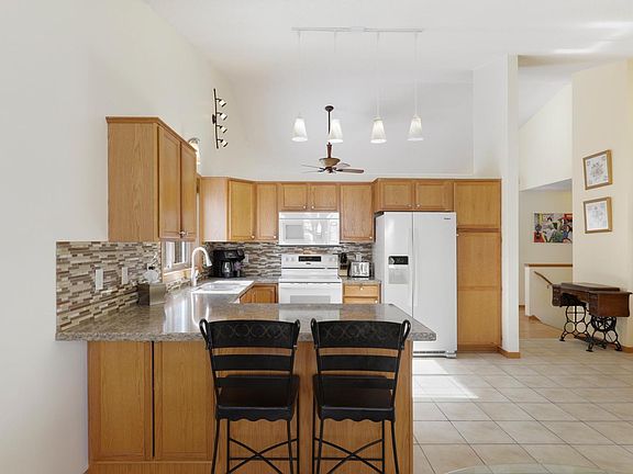 4th image of 2246 125th Ln NW