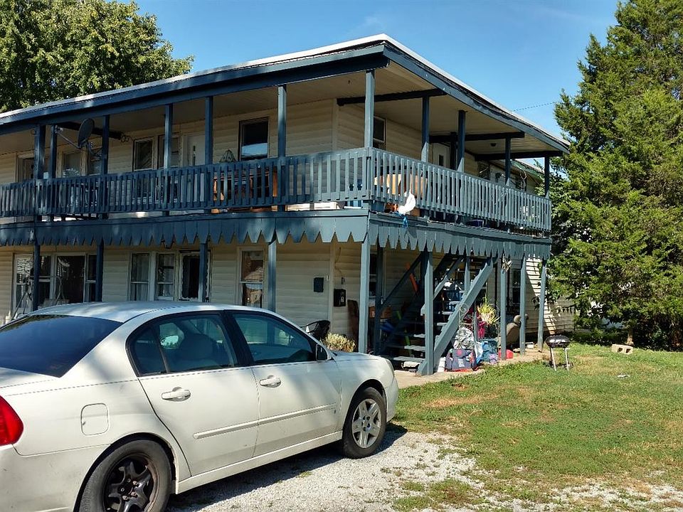 2nd image of 108 Virginia St