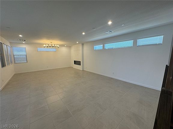 2nd image of 3262 Fountaintree Ave