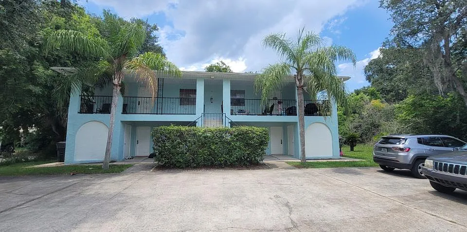 3492 Fox Hollow Dr