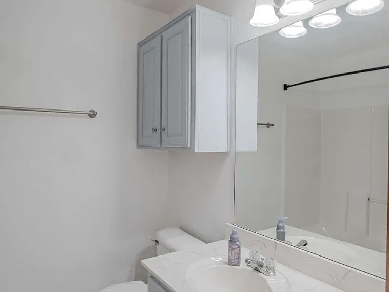 2508 Tyler Ln — Photo 14