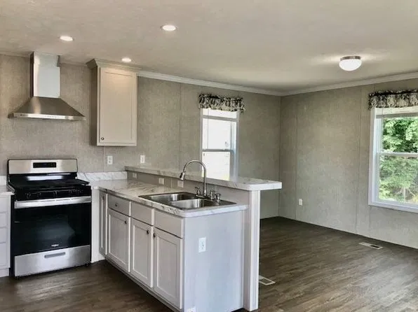 8009 Hamilton Ave #63, Cincinnati, OH 45231